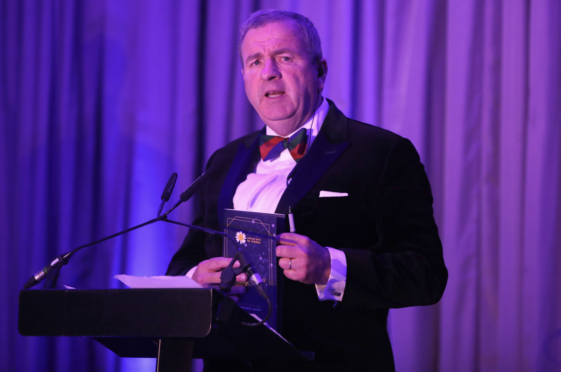 Daisy Ball - Kris Turnbull Event